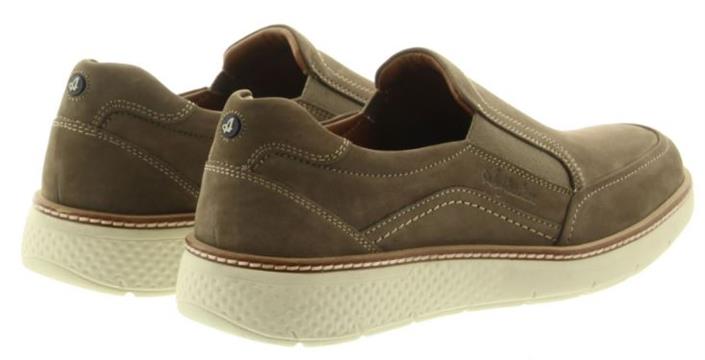 australian-newcastle-nubuck-15-1561-01-l17